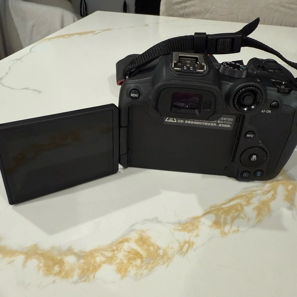 Canon EOS R7 Digital Camera Black